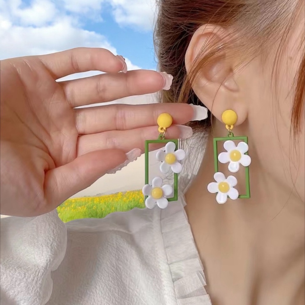 Hollow Acrylic Rectangle Embellished With Two Daisy Flowers Dangle Earrings